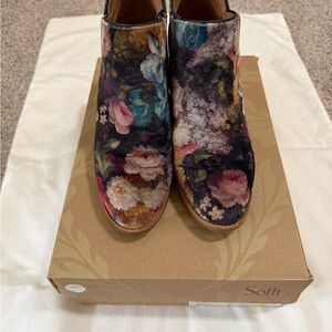 Sofft Floral Velvet Ankle Booties in Multicolor Bouquet
